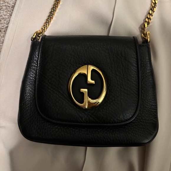 Gucci Handbags - Gucci purse